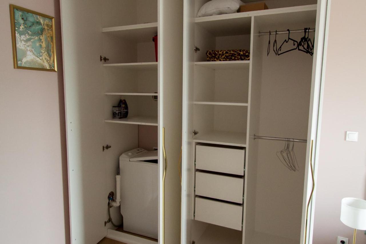 Nowy Apartment Przy Placu Szembeka 华沙 外观 照片
